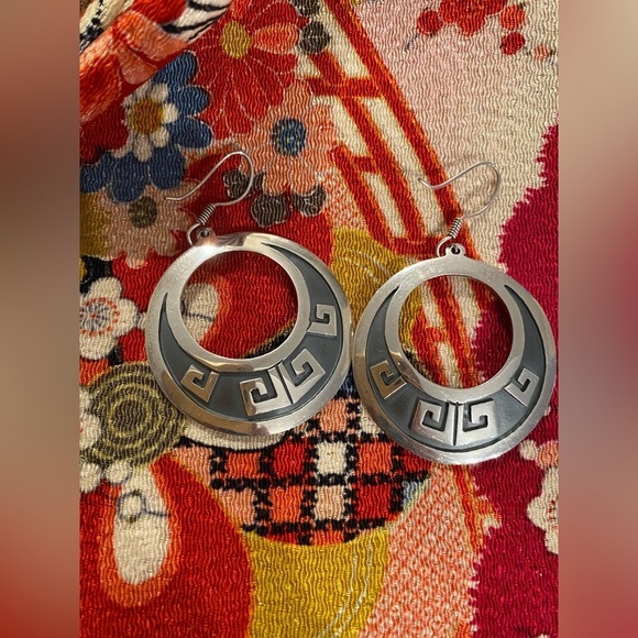 NWOT/ Vintage 1980’s, Sterling Silver earrings, Hand crafted in Mexico 🇲🇽 🩶🩶 - Picture 6 of 8